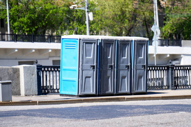 Best Porta potty delivery and setup  in Combee Settlement, FL